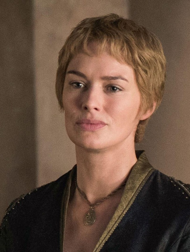 Wanita juga jadi tergila-gila dengan produk contouring. Amazon mendapati adanya peningkatan penjualan kuas contouring hingga 200 persen dari minggu ke minggu di awal penayangan Game of Thrones. Mereka ingin mendapatkan tampilan tulang pipi yang tegas seperti karakter Cersei Lannister. Foto: istimewa