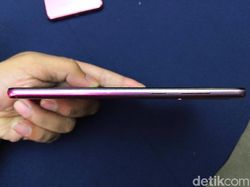 Lebih Dekat dengan Si Cantik Galaxy A9 Bubblegum Pink
