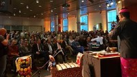 Acara pameran dibuka oleh Duta Besar RI untuk Kerajaan Belanda, I Gusti Agung Wesaka Puja bersama Walikota Leiden, Henri Lenferink pada Kamis (11/10) lalu. (dok. KBRI Den Haag)