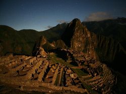 Weekend Cuma di Rumah? Yuk Jalan-jalan via Google Maps