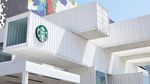Bekas Kontainer Ini Disulap Jadi Gerai Starbucks