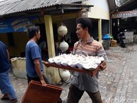 Ini Filosofi dan Makna Nasi Tumpeng yang Dilarung dalam Tradisi Sedekah Laut