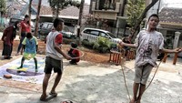 Kegiatan ini diselenggarakan dengan tujuan melestarikan dan menggalakan eksistensi permainan tradisional bagi anak-anak agar tak tergerus oleh zaman.