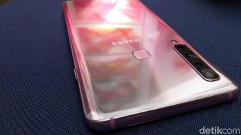 Bagian belakangnya dari posisi atas.  Foto: Fino Yurio Kristo/detikINET