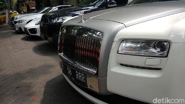 Komunitas Diajak Menjajal Bentley Continental GT Terbaru Bertenaga 626 Daya Kuda