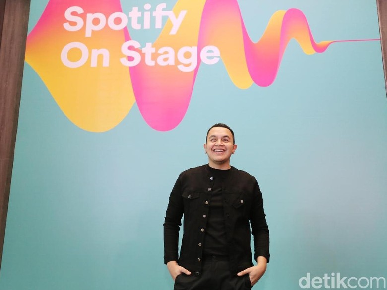Tulus Mengenang Showcase Pertamanya di Awal Karier Tulus Mengenang Showcase Pertamanya di Awal Karier