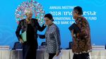 Saling Bergandeng Tangan Tutup IMF-WB di Bali