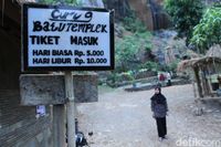 Bukan Buatan Manusia Curug Batu Templek Di Bandung Cantiknya Alami