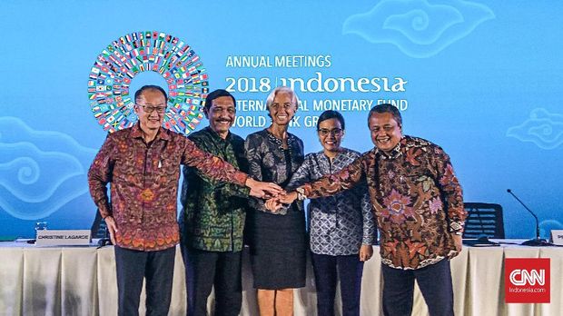 Sri Mulyani Irit Bicara di Bawaslu soal Pose Jari Bos IMF