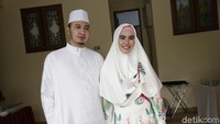 Kartika Putri pun menyiapkan kado spesial untuk sang buah hati, yaitu cincin. Foto: (Palevi/detikHOT)