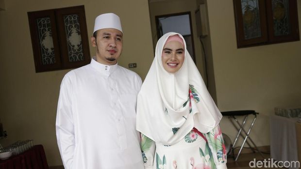 Nabung Setahun, Suami Kasih Kado Wow untuk Ulang Tahun Kartika Putri