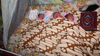 Bayi kembar tiga lahir di tenda pengungsian di Donggala (Foto: dok. Kostrad TNI)