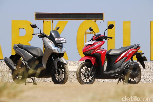 Dipakai Touring, Ini Plus-Minus Honda Vario 125 vs Yamaha Lexi S