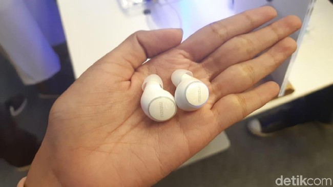 Fakta Seputar Earpiece yang Bikin Heboh Usai Debat Prabowo vs Jokowi