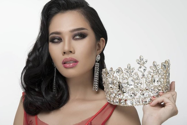 Debra merupakan pemenang Miss Grand Malaysia 2018. Dia berhak melaju ke ajang Miss Grand International yang penobatannya akan digelar di Myanmar pada 25 Oktober 2018.  Foto: dok. Instagram (@debrajeanna.poh)