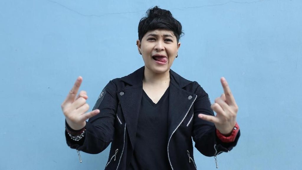 Mita The Virgin Kenang Pesan Ibunda Sebelum Meninggal