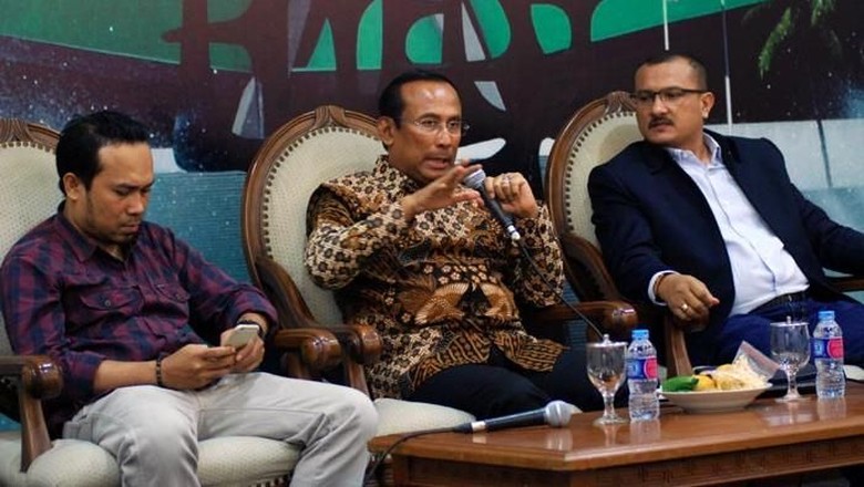Satya Yudha: Fluktuasi Harga Premium Tak Langgar Konstitusi Satya Yudha: Fluktuasi Harga Premium Tak Langgar Konstitusi