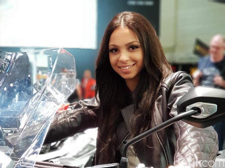 Yang Manis dari Pameran Motor Jerman