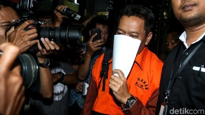 Penyuap Bupati Malang Kok Malu-malu?