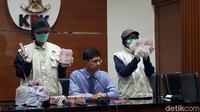 Penetapan tersangka ini terkait dugaan tindak pidanan korupsi pengurusan perizinan proyek pembangunan Meikarta di Kabupaten Bekasi.