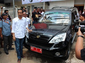 Jokowi: Saya Hanya Dukung, Masa Presiden Bikin Esemka Sendiri