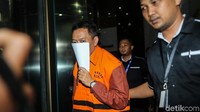 Ali Murtopo merupakan pihak swasta yang  juga tersangka kasus suap.