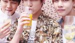 Manisnya Jimin Saat Makan dan Pose di Dapur Bareng Member BTS