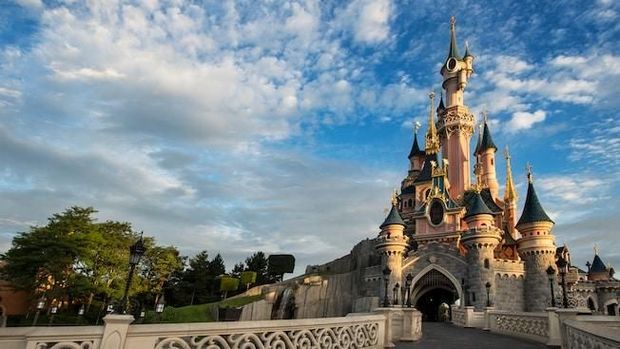 Mbappe dkk di Disneyland Paris