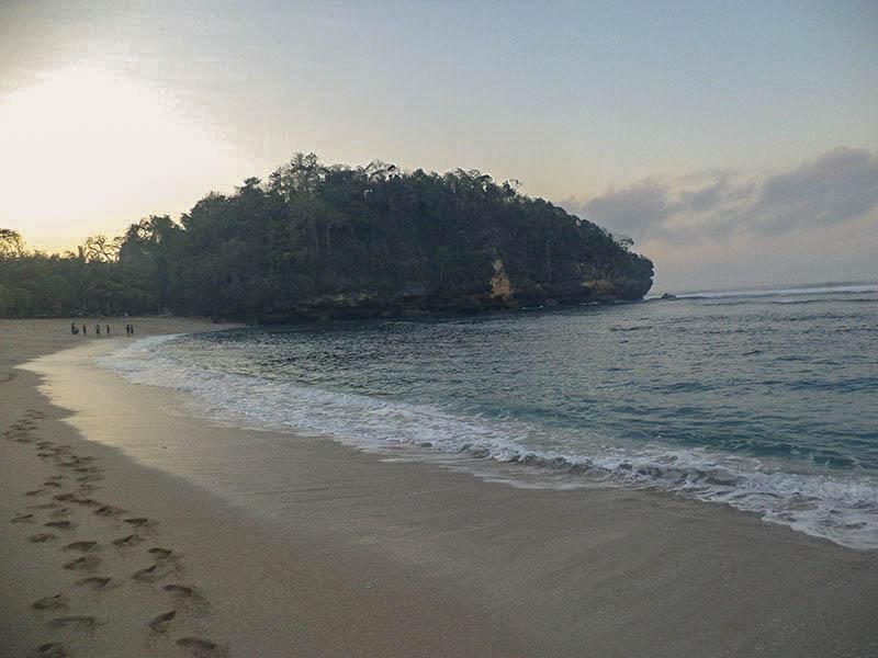 Pantai di Malang Selatan