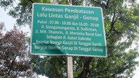 Selain itu menurut Sigit, penggunaan kendaraan umum pun meningkat. Kenaikan penumpang Transjakarta naik 40 persen dari 2,8 juta menjadi 4 juta penumpang saat ganjil genap Asian games.