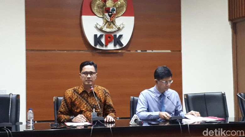 KPK Tetapkan Bupati Bekasi dan Direktur Lippo Tersangka Suap Meikarta KPK Tetapkan Bupati Bekasi dan Direktur Lippo Tersangka Suap Meikarta