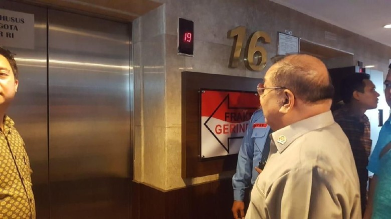 Ruang Kerja Anggota DPR yang Ditembak Ada di Lantai 16 Ruang Kerja Anggota DPR yang Ditembak Ada di Lantai 16