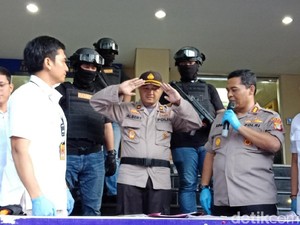 Ngaku Sespri Kapolri dan Bisa Bebaskan Tahanan, Albert Ditangkap