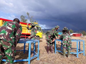 Bantu Korban Gempa di Sigi, TNI Dirikan 104 Tenda Hunian Sementara