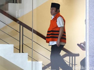 Bupati Lampung Selatan Zainudin Hasan Dituntut 15 Tahun Penjara