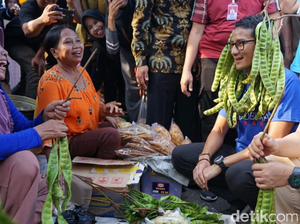 Ruhut Sindir Sandi: Rambut Jadi Petai, Tuhan Marah Loh