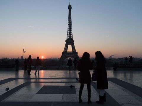 10 Fakta dan Sejarah Menara Eiffel yang Perlu Diketahui