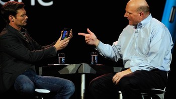 Karenanya disarankan bagi pengguna Windows Phone yang akan bermigrasi sebaiknya memilih perangkat yang menjalankan minimal Android versi 4.03 atau di atasnya atau perangkat iOS versi 8 atau lebih baru. Foto: Getty Images