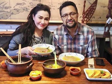 Pasangan True Love Nia Zulkarnaen dan Ari Sihasale 