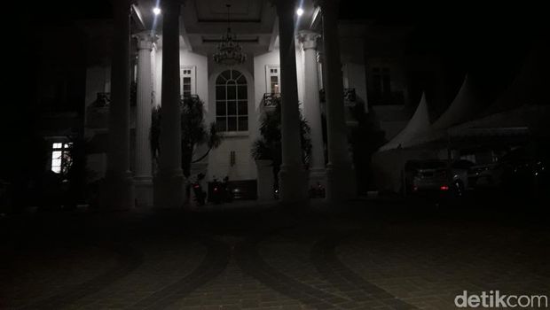 Bupati Bekasi Ditangkap KPK, Begini Kondisi Rumah Pribadinya