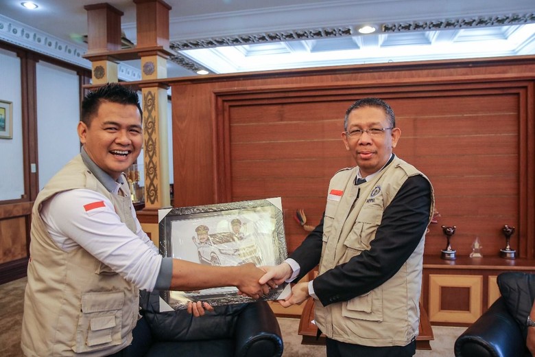 Gubernur Kalbar Berencana Moratorium Izin Perkebunan Sawit Gubernur Kalbar Berencana Moratorium Izin Perkebunan Sawit
