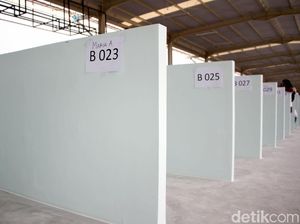 Siapa Saja yang Bisa Pakai Lapak di Skybridge Tanah Abang?