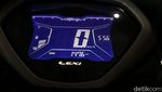 Komparasi Honda Vario 125 Vs Yamaha Lexi