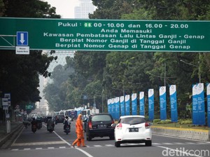 Respons Pengendara Mobil Soal Perpanjangan Ganjil-Genap