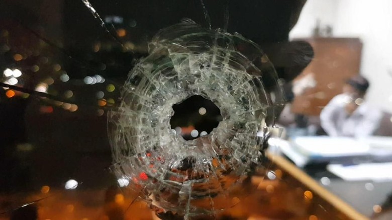 Polisi: Ada 5 Tembakan ke Gedung DPR, 4 Peluru yang Ditemukan Polisi: Ada 5 Tembakan ke Gedung DPR, 4 Peluru yang Ditemukan