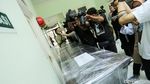 Jenazah Ibunda Bertolak ke Yogyakarta, di Mana Roro Fitria?