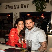 Haduh! Model Sepatunya Dianggap Tak Layak, Pria Ini Ditolak Restoran