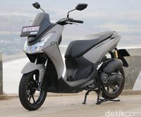 Yamaha Lexi.