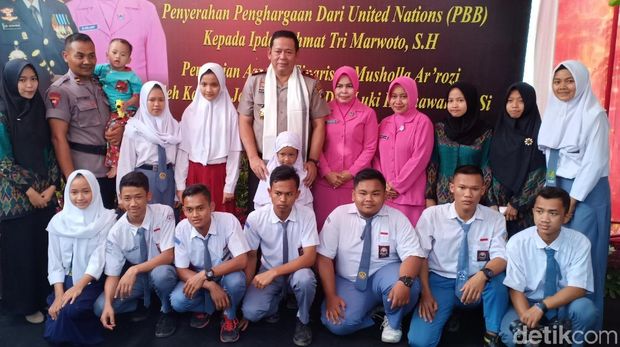 Demi Anak Asuh, Ipda Rochmat Rela Gadaikan Rumah ke Bank