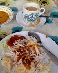 Sarapan Komplet Mengenyangkan Pakai Nasi Gurih Khas Jambi